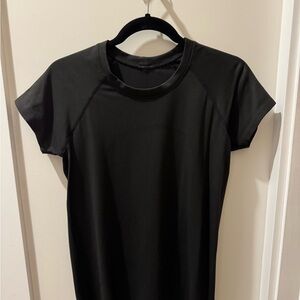 Lululemon Swiftly Tech Short Sleeve
Shirt 2.0